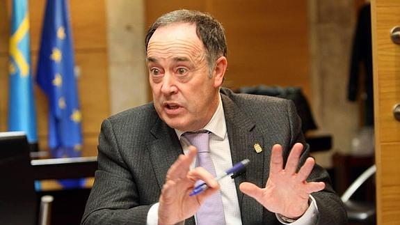 Martínez Llosa encabezará la candidatura de Foro en Siero