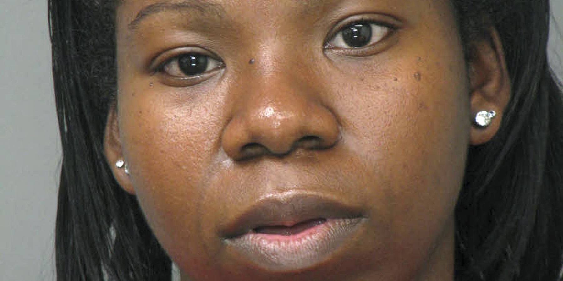 Acusa a su perro de disparar mortalmente a su novio