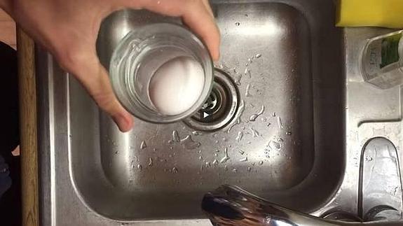La forma más rápida de pelar huevos cocidos