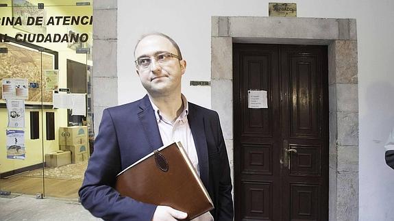 La Fiscalía pide el archivo del caso de los parquímetros en Pravia