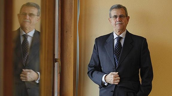 Caicoya renuncia a presentarse como cabeza de lista por Foro en Oviedo