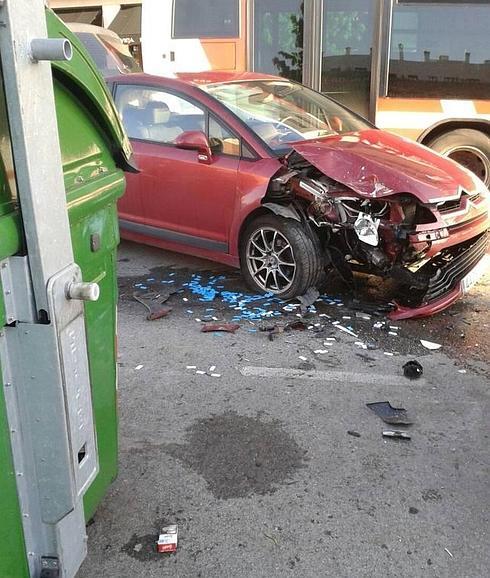 Accidente de tráfico sin consecuencias en Nuevo Roces