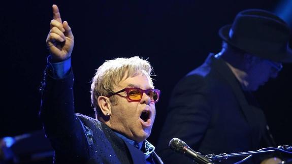 Divertia replica al PSOE que prima el beneficio para la ciudad al coste del concierto de Elton John