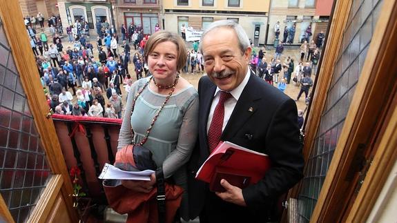 Wenceslao López es elegido nuevo alcalde de Oviedo con el apoyo de Somos e IU