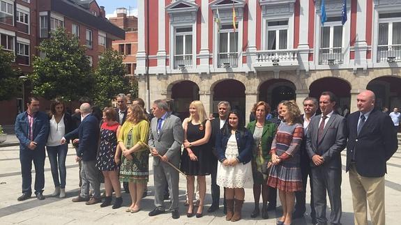 Aníbal Vázquez, reelegido alcalde de Mieres