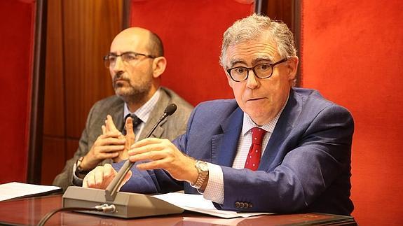 Vidau subraya que «no se puede luchar contra la corrupción con papel y boli»