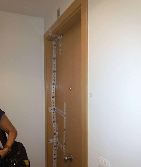 «Aquí das un portazo y se oye todo»