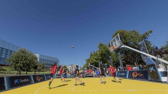 El baloncesto 3x3 se instala en La Escalerona