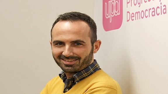 Adán Fernández encabezará la candidatura al Congreso de UPyD en Asturias