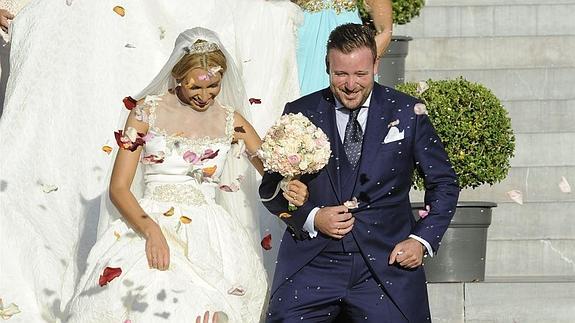 El hijo mayor de Vicente del Bosque, radiante en su boda con Arola Pérez