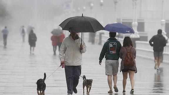 Meteorología prevé un otoño más cálido y lluvioso de lo normal para Asturias