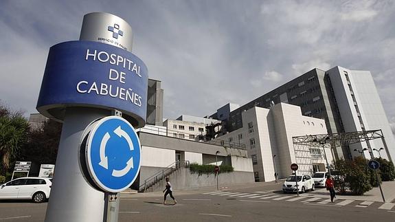 El Hospital de Cabueñes mantiene cerradas dos plantas pese a su alta ocupación