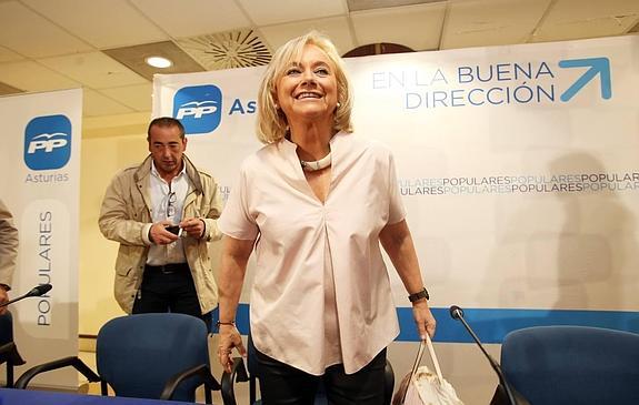 Mercedes Fernández: «Trevín es un agorero, la llegada del AVE a Asturias es imparable»