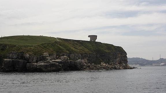 Una taxista y la Policía Local evitan que una mujer se suicide en el Cerro de Santa Catalina