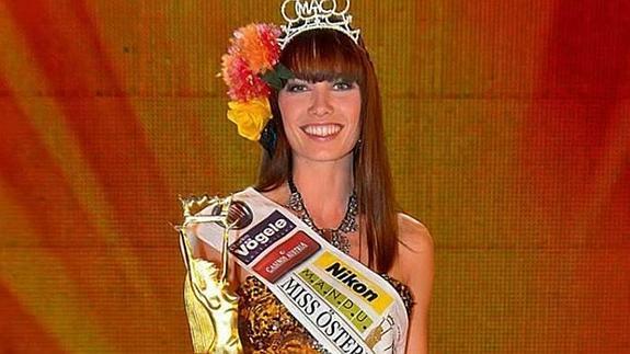 Miss Austria 2013 muere tras caer por una montaña