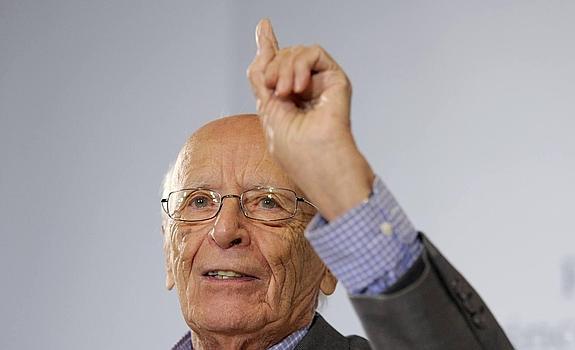 Emilio Lledó: «El género humano no ha logrado superar la ignorancia»