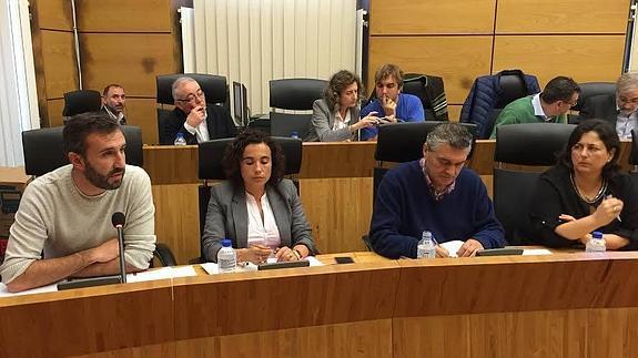 Siero aprueba la bajada del IBI y la subida de las tasas de agua y basura