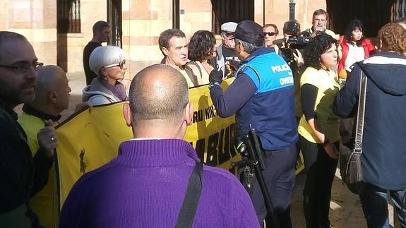 Multa a las Marchas de la Dignidad por ocupar la plaza de la Constitución de Oviedo