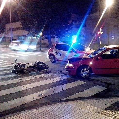 Herido un motorista en un accidente en La Calzada