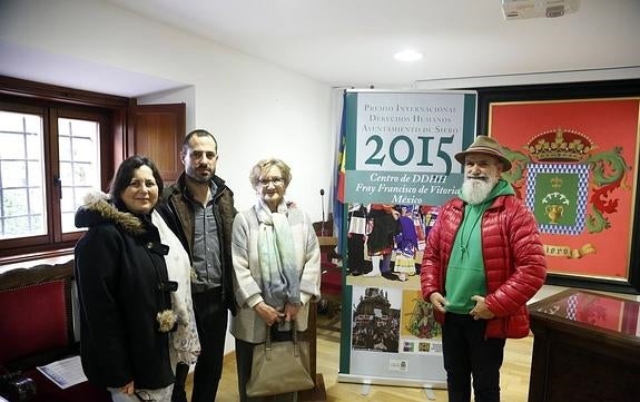 Dos miembros del Centro Francisco Vitoria recogerán el Premio de Derechos Humanos