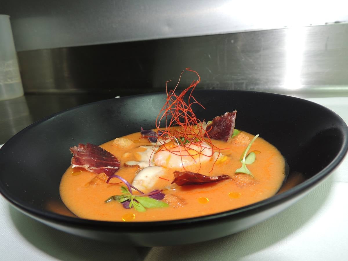 Crema de sopas de ajo y boletus