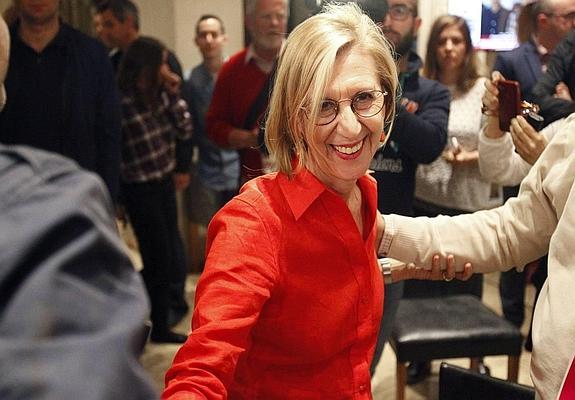 Rosa Díez, en Oviedo: «Somos los únicos que prometemos lo mismo en todas las regiones»