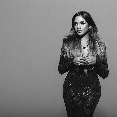 Ashley Ortiz arrasa en internet como la doble de Kim Kardashian