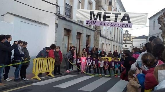 Diego Martínez y Lara Díaz ganan la primera Sasn Silvestre de Boal