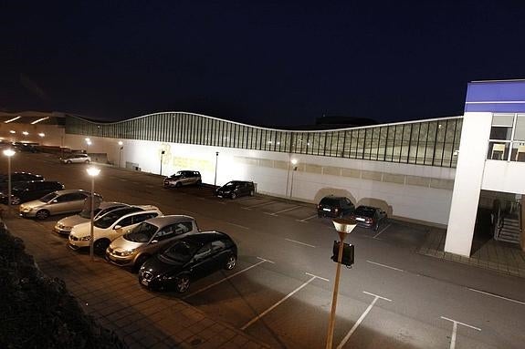 Herido grave al golpearle una bobina en la cabeza