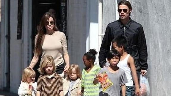 Angelina Jolie: «Nunca pensé en mí como madre»