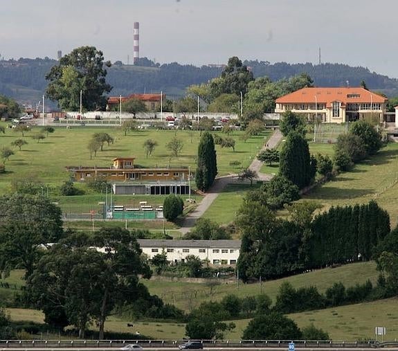 Retrasar la fusión con el Centro Asturiano le cuesta al Grupo más de medio millón de euros