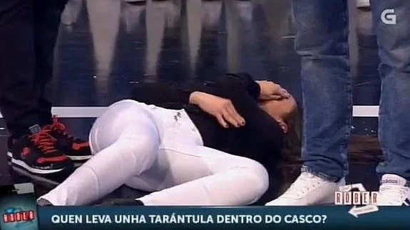 Se desmaya en directo en un programa de la televisión gallega