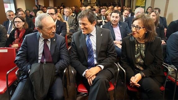 Belén Fernández recalca que Gijón es «capital» para impulsar el área metropolitana