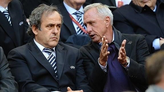 Platini: «Fue el mejor jugador de todos los tiempos»