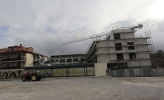 Campillo y Herrero declararán el 19 de abril ante el TSJA por las obras del Kaype