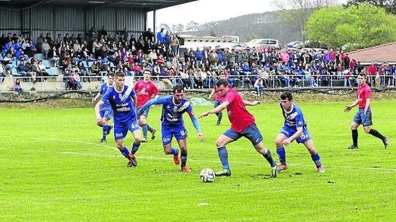 El Ribadesella derrota al Ribadedeva en Colombres y asciende a Preferente