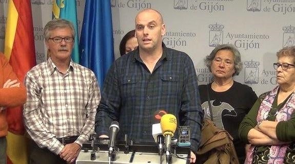 El PSOE cifra en un 20% la subvención pendiente de pago a los jubilados