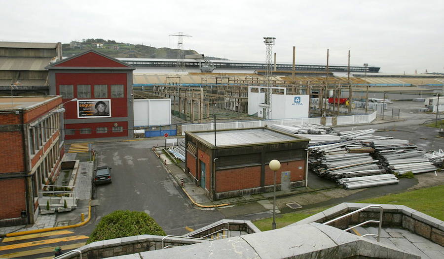 Alcoa admite que estudia la venta de sus plantas en Avilés y Galicia dentro de una «revisión estratégica a nivel de grupo»