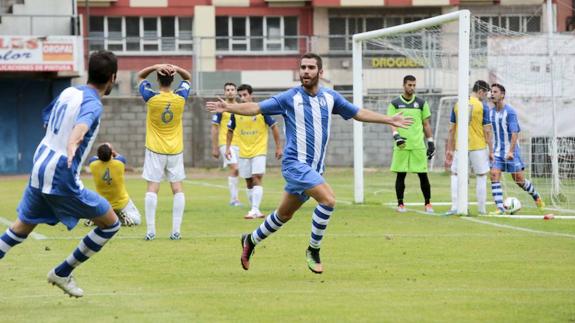 Marcos Torres renueva por un año con el Real Avilés