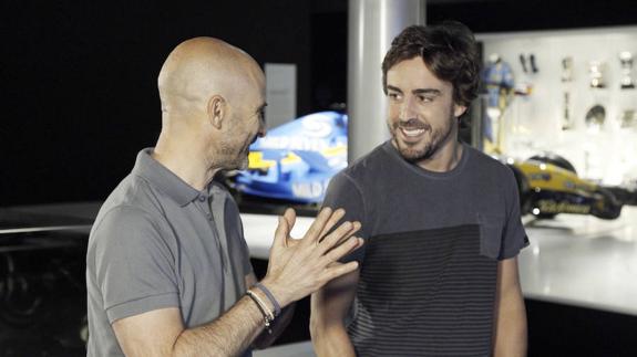 Alonso visita el nuevo programa 'Desafía tu mente'