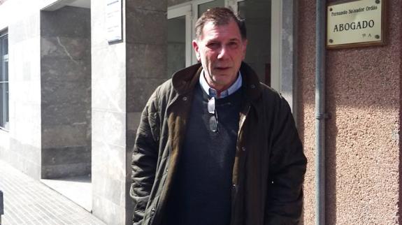 Emilio Carrera dimite como concejal del PSOE de Llanes