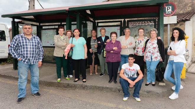 4.000 personas pendientes del bus