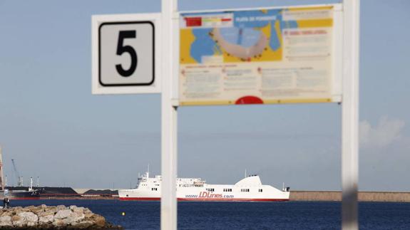 «El que la sigue la consigue», dice la consejera de Fomento sobre la Autopista del Mar Gijón-Nantes