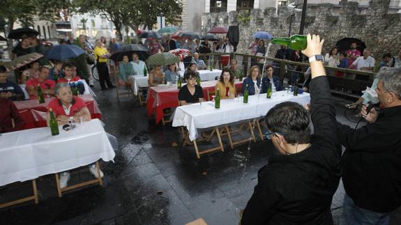 'Macrochigrón': la sidra toma Gijón