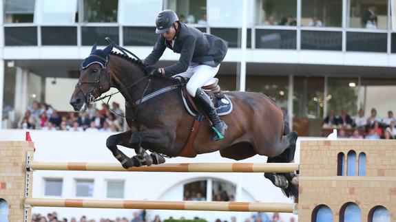 Lennon se corona en el Gran Premio