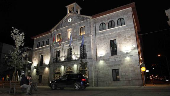 Asesores externos analizarán los presupuestos municipales de Llanes