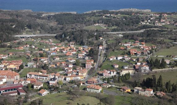 Los pueblos de Llanes eligen su modelo de urbanismo