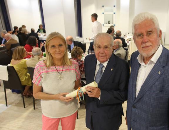 José Luis Martínez, ateneísta emérito