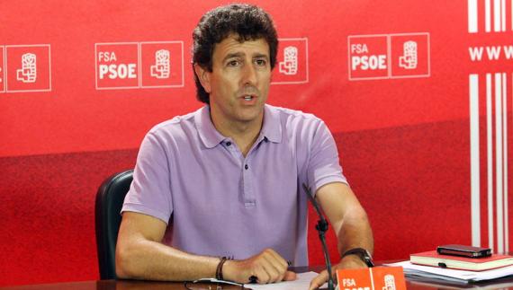 Jesús Gutiérrez pide que una gestora se haga cargo del PSOE hasta un congreso federal