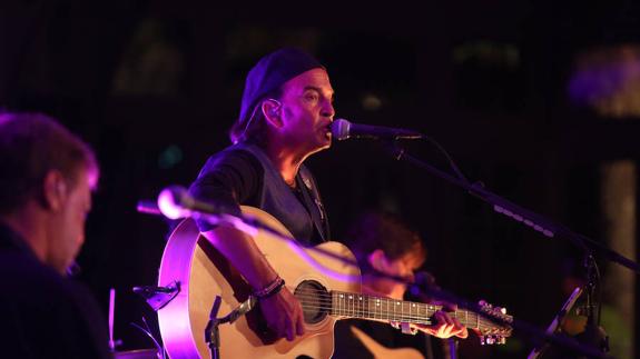 Avilés Arte Sonoro programa a Los Secretos y un homenaje a Freddie Mercury